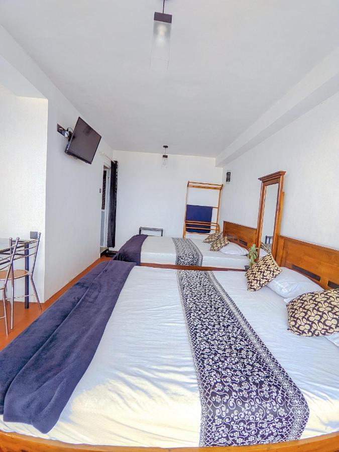 White Home Haputale Exterior photo